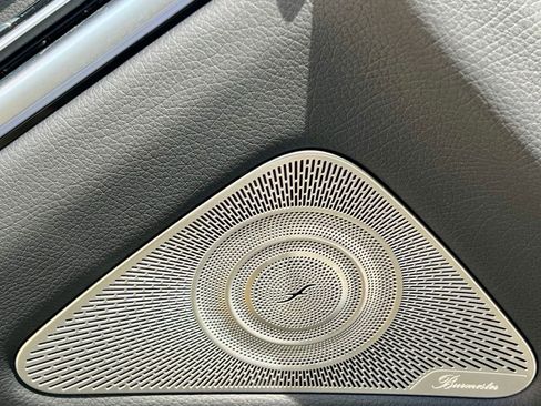 Certified 2022 Mercedes-Benz S 500 4MATIC image 37