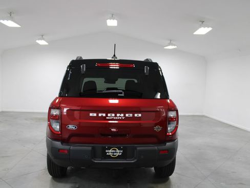 New 2026 Ford Bronco Sport Outer Banks w/ Outer Banks Tech Package+ AWD/4WD image 7