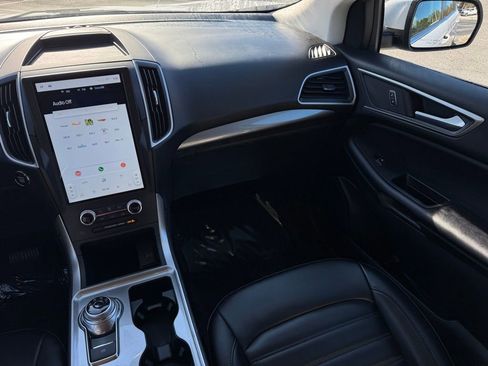 Used 2024 Ford Edge SEL image 26