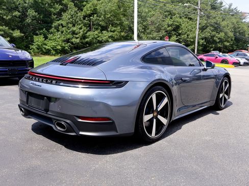 Used 2025 Porsche 911 Carrera RWD image 31