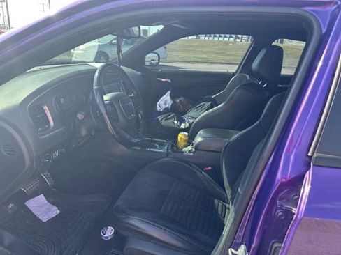 Used 2018 Dodge Charger R/T image 6