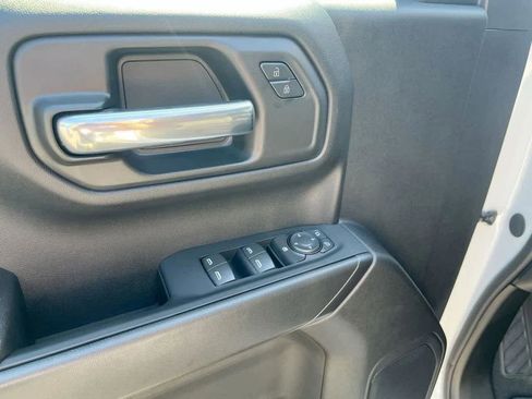 New 2026 Chevrolet Silverado 1500 Custom AWD/4WD image 15