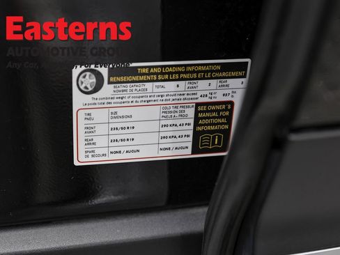 Used 2022 Mercedes-Benz GLB 250 4MATIC w/ Premium Package Lite image 36