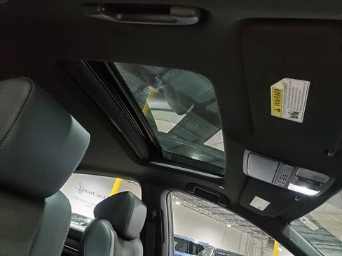 Used 2019 Honda Accord Sport image 15