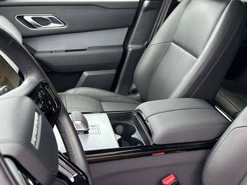 Certified 2025 Land Rover Range Rover Velar S image 20