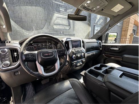 Used 2022 GMC Sierra 2500 SLT AWD/4WD image 2