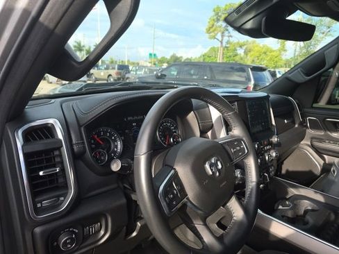 Used 2022 RAM 1500 Laramie RWD image 9
