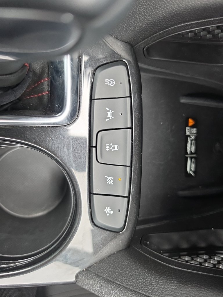 Used 2025 Chevrolet TrailBlazer RS w/ Convenience Package FWD image 40