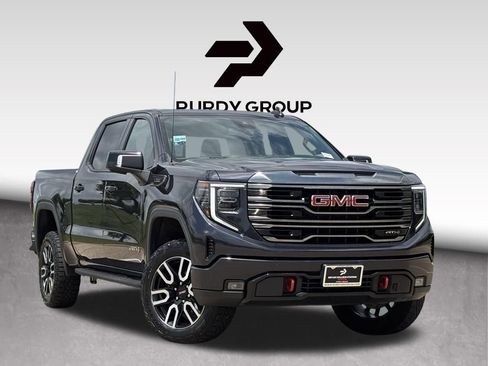 Used 2022 GMC Sierra 1500 AT4 w/ AT4 Preferred Package AWD/4WD image 1