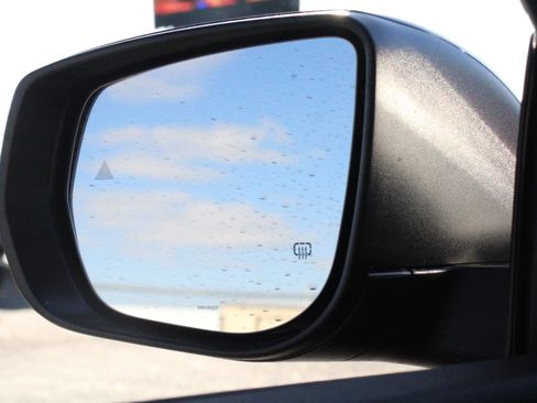 New 2026 Jeep Grand Cherokee L Laredo image 12