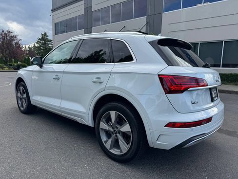 Used 2023 Audi Q5 2.0T Premium Plus w/ Premium Plus Package AWD/4WD image 7
