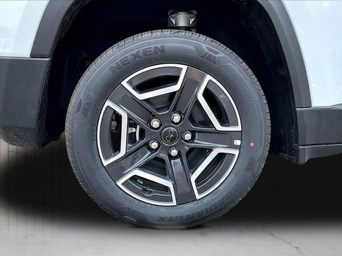 New 2026 Jeep Cherokee Limited AWD/4WD image 30