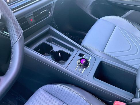 New 2026 Volkswagen Tiguan SE R-Line image 7