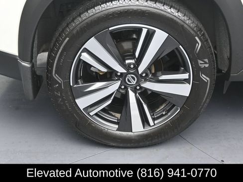 Used 2021 Nissan Rogue SL FWD image 5
