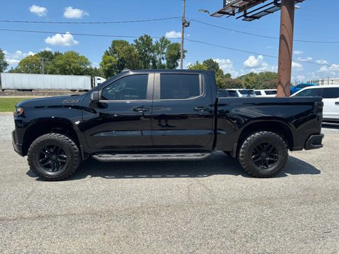 Used 2020 Chevrolet Silverado 1500 LT Trail Boss w/ Bed Protection Package AWD/4WD image 2