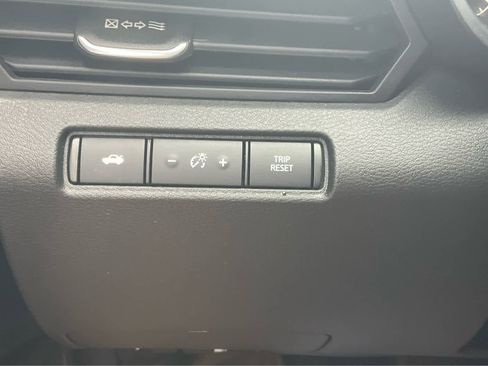 Used 2023 Nissan Altima 2.5 SR w/ SR Premium Package AWD/4WD image 16
