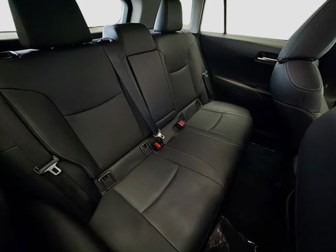 Used 2024 Toyota Corolla Cross XLE w/ Convenience Package image 14