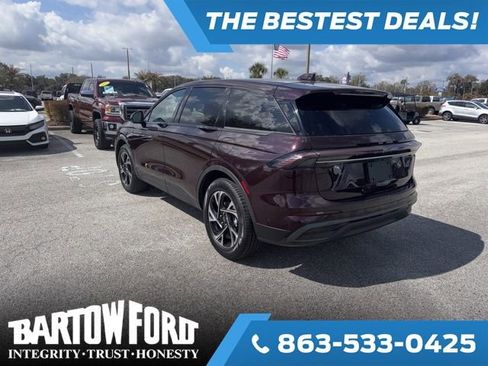 Used 2024 Lincoln Nautilus Premier w/ Jet Appearance Package image 7