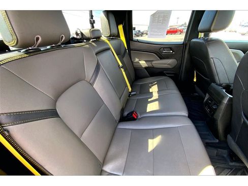 Used 2023 Chevrolet Colorado ZR2 w/ ZR2 Convenience Package III AWD/4WD image 29