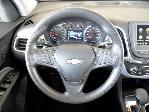 Used 2024 Chevrolet Equinox LS w/ LS Convenience Package image 18