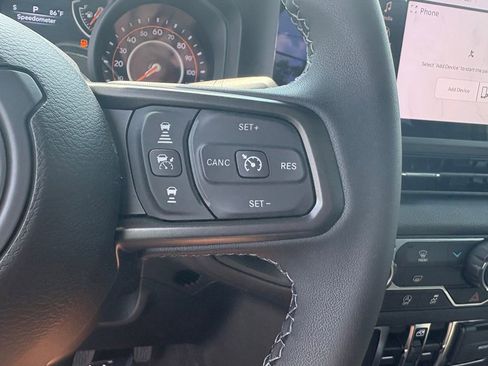 New 2025 Jeep Gladiator Sport image 16