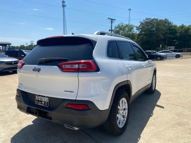 Used 2015 Jeep Cherokee Latitude w/ Trailer Tow Group AWD/4WD image 7