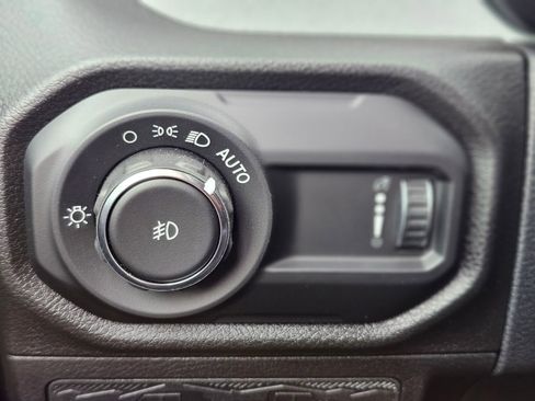 New 2026 Jeep Wrangler Unlimited Sport AWD/4WD image 19