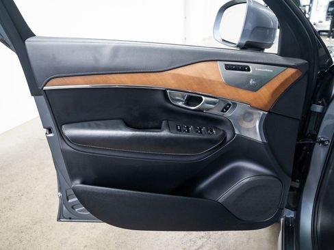 Used 2018 Volvo XC90 T6 Inscription w/ Convenience Package image 15