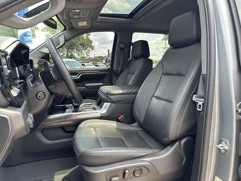 Used 2023 Chevrolet Silverado 1500 LTZ w/ LTZ Premium Package AWD/4WD image 15
