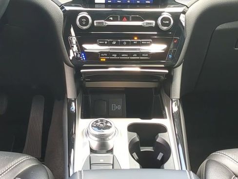 Used 2024 Ford Explorer ST w/ Equipment Group 401A AWD/4WD image 20