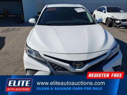 Used 2019 Toyota Camry SE image 12