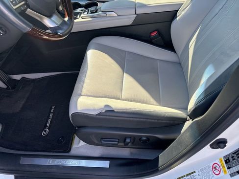 Used 2019 Lexus RX 350 FWD w/ Navigation Package image 15