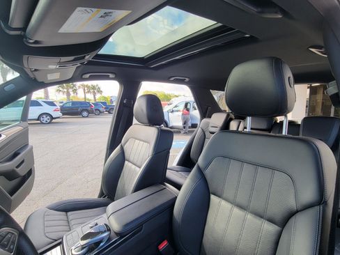 Used 2016 Mercedes-Benz GLE 350 4MATIC w/ Premium Package image 24