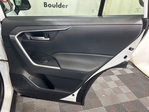 Used 2025 Toyota RAV4 XLE image 15