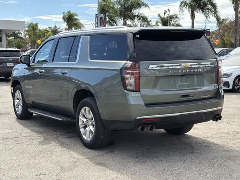 Used 2023 Chevrolet Suburban Premier image 5