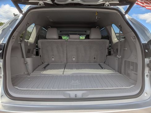 Used 2018 Toyota Highlander XLE AWD/4WD image 54