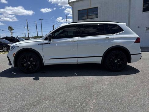 Certified 2023 Volkswagen Tiguan SE R-Line FWD image 3