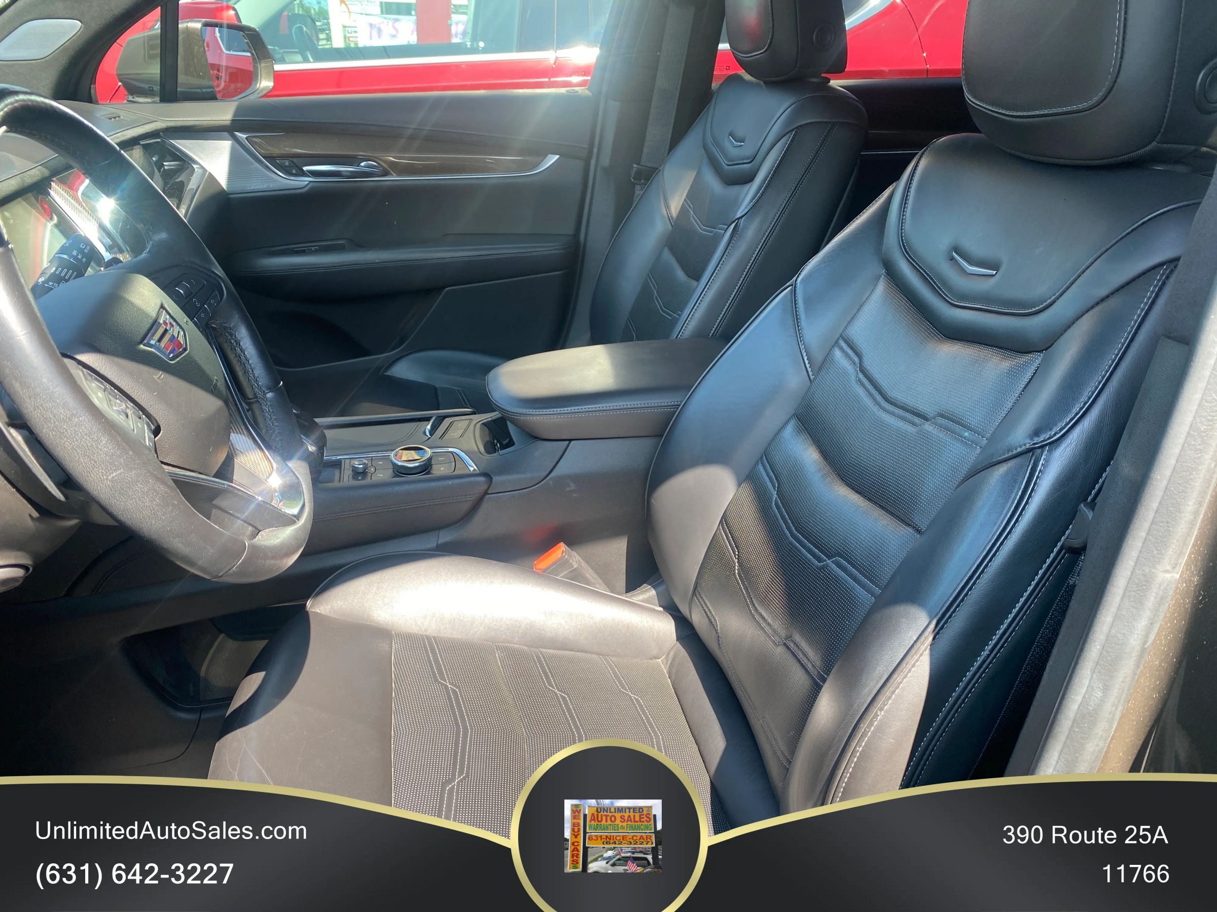 Used 2020 Cadillac XT6 Premium Luxury w/ Platinum Package AWD/4WD image 5