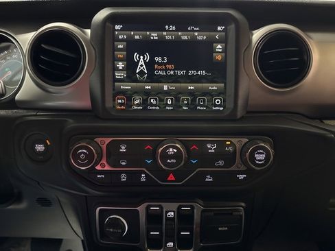 Used 2021 Jeep Wrangler Unlimited Sport image 12