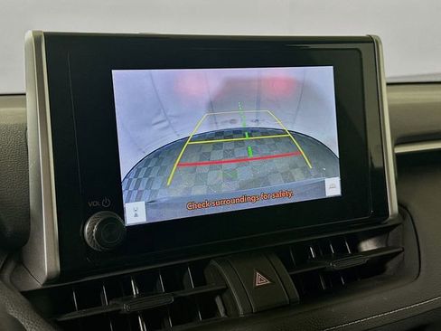Certified 2024 Toyota RAV4 XLE FWD image 17