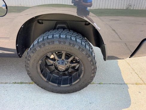 Used 2016 RAM 1500 Express AWD/4WD image 6