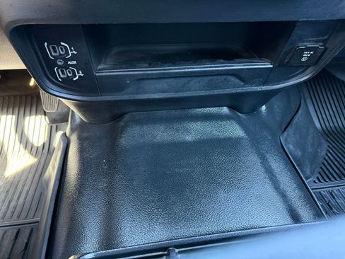 Used 2022 RAM 2500 Tradesman image 26