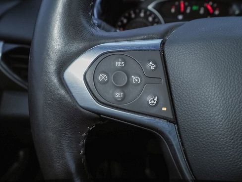 Certified 2022 Chevrolet Traverse LT image 31