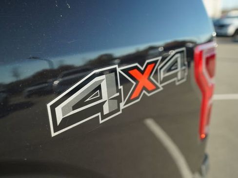 Used 2019 Ford F150 XLT image 38