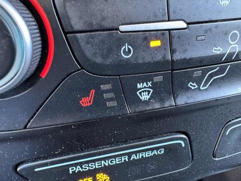 Used 2018 Ford Escape SE FWD image 31