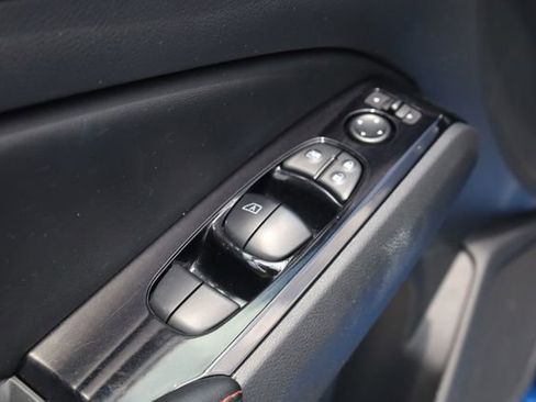 Used 2025 Nissan Altima 2.5 SR FWD image 14