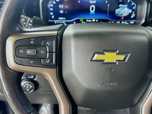Used 2022 Chevrolet Silverado 1500 High Country w/ High Country Premium Package image 23