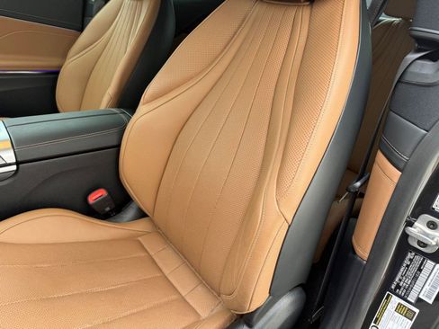 Used 2024 Mercedes-Benz CLE 300 CLE 300 image 21