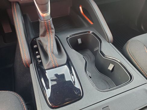 Used 2022 Nissan Frontier PRO-4X image 16