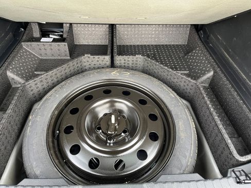 Certified 2020 Ford Edge Titanium w/ Equipment Group 301A image 14